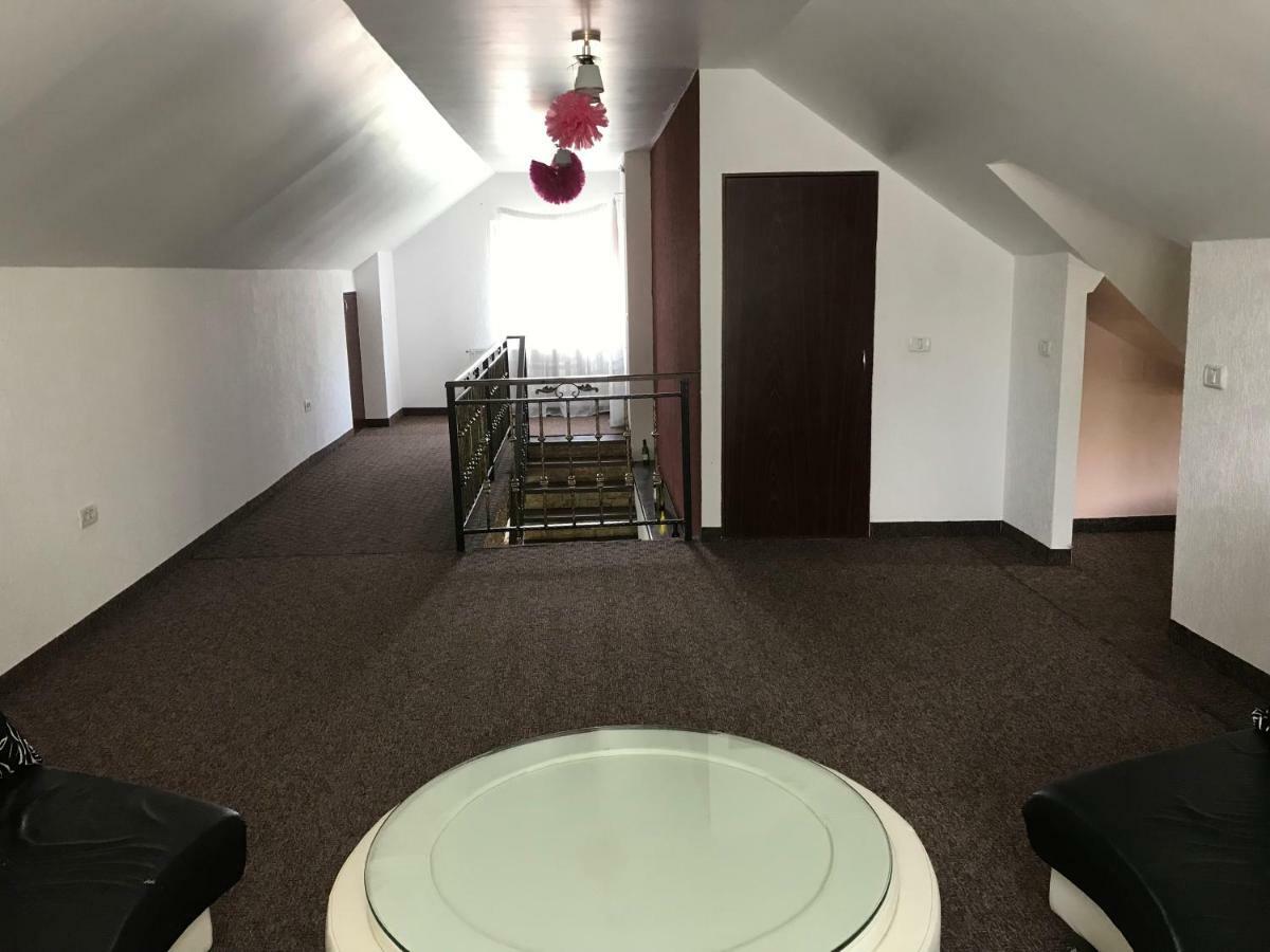 Casa De Vacanta Dalia Si Crina Babadag Экстерьер фото